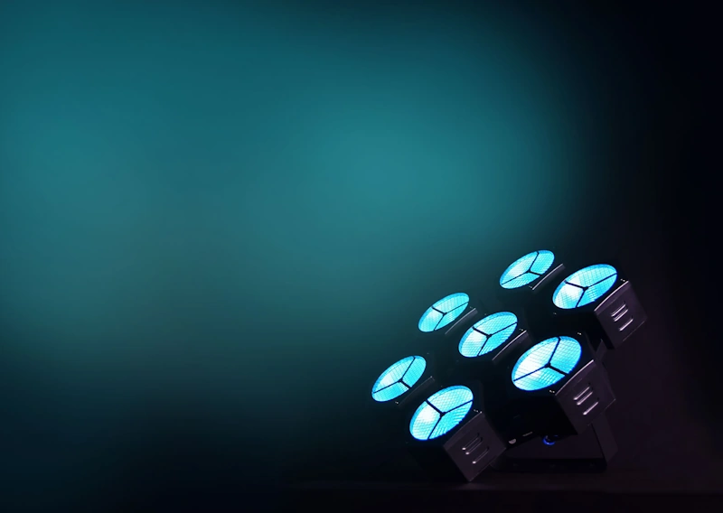 (image for) Citronic CosmoPAR 7x 40W COB LED RGBW Retro Style PAR Light