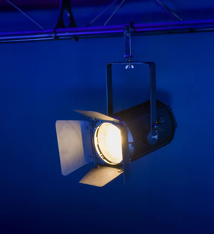 (image for) Citronic MFZ100-W 100W Mini Fresnel Zoom LED Stage Light Cool White / Warm White